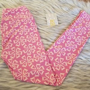 *New* LuLaRoe OS Leggings